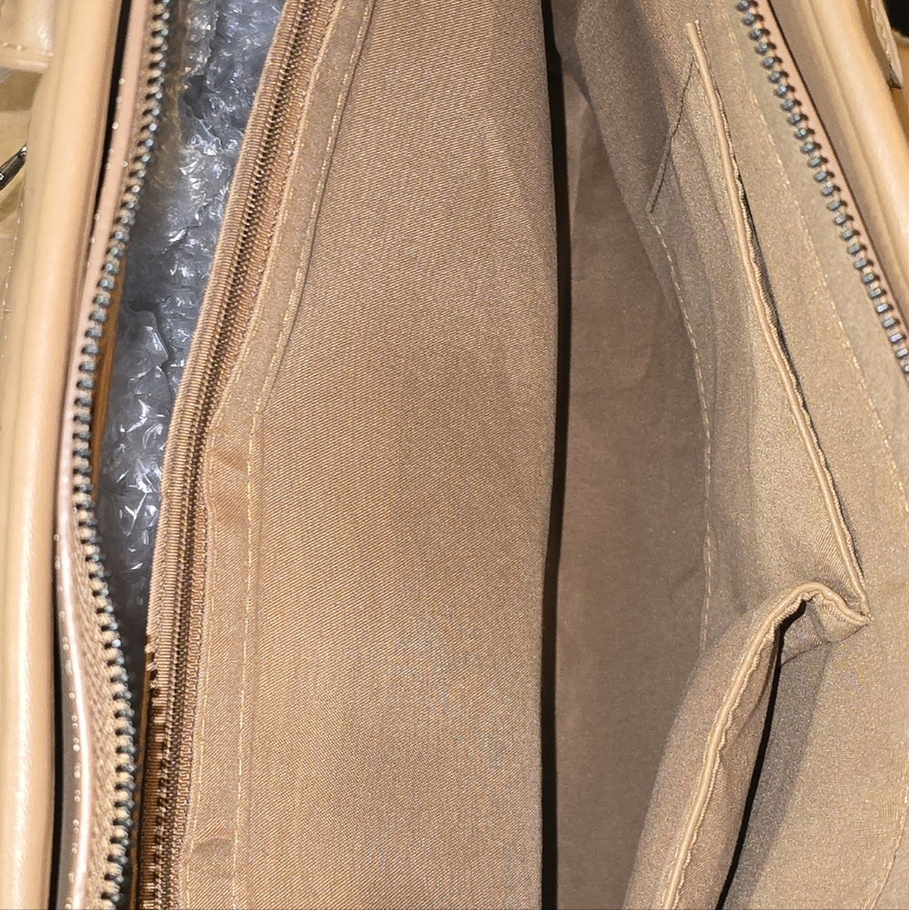💥NWT Valentino Orlandi Kayla Tote Bag - Picture 14 of 16